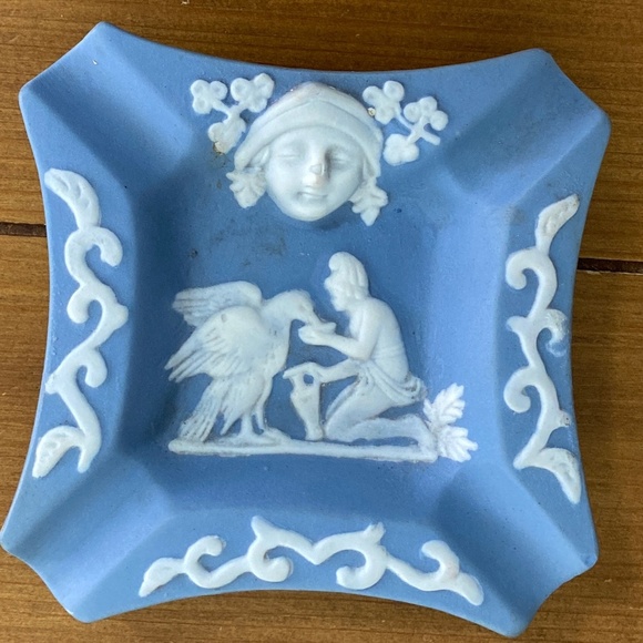 Other - Ashtray Blue & White